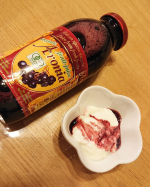 有機アロニア100％果汁！！初めての体験でした！﻿﻿﻿ポリフェノールが﻿ブルーベリーの5倍で﻿抗酸化力が高いのだそう😇﻿渋さがあるとありましたが、私にはそこまで感じず😍﻿﻿&hellip;のInstagram画像