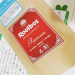 外出時、マイボトルを持って出掛けることが多いです。最近はお茶所静岡のノウハウと最高級グレードの茶葉100％を使用したこだわりぬいたルイボスティー。ティーバッグを350mlのボトルにいれお湯&hellip;のInstagram画像