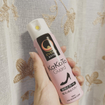 待ってました😆🙌こんな商品！！肌に直接スプレーすると、膜ができて。。乾いたら🦶靴を履くと摩擦が軽減されました😆🙌 絆創膏じゃ、パンプス+ストッキングのとき、見え見えで恥ずかしいなって思って&hellip;のInstagram画像