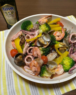 頂いたオリーブオイルでパエリア作る予定だったけど姑がご飯たくさん炊いてたから海鮮グリルにしてみました❤美味しかった😋#GOYA #エキストラバージンオリーブオイル #オリーブオイルのあ&hellip;のInstagram画像