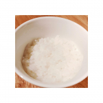いつの間にかこんなに粒が﻿はっきりしてるのももぐもぐできるように🍚﻿﻿ちゃんと舌で潰れる柔らかさだけど👶✨﻿﻿最初の頃は粒感あるの嫌がってたのに﻿成長したなぁ🥺💓﻿﻿﻿&hellip;のInstagram画像