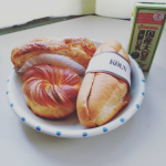 大好きなパン🥐🥖と豆乳で昼食🍴#いつ食べても美味しい😋#ちょこっぺは息子が大好きなパン#K&Ouml;LN#マルサン #マルサンアイ #国産大豆の調製豆乳 #豆乳 #marusan #marus&hellip;のInstagram画像