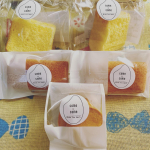 米粉スイーツをいただいたので食してみました。こめ油と米粉でこんなにも軽いスイーツになるんだと少し衝撃を受けました。シフォンケーキとフィナンシェはとてもしっとりしてるし、クッキーはお家で作ったみたいな素&hellip;のInstagram画像