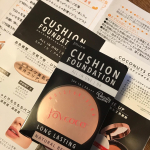 いつもドラッグストアショーに行くからーと、タッチアップのイベントに申し込んでいたのだけど。イベント中止だけど、折角だから使ってみてね！って送ってくれた😊3/1新発売のクッションファンデーシ&hellip;のInstagram画像
