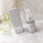 ♡ホワイトラッシュTA美容液 ♡.◎美白成分たっぷり配合美白成分トラネキサム酸配合！その他にもシミやくすみ、色素沈着抑制などに効果があると言われている成分を配合！透明感のあるお肌へ&hellip;のInstagram画像