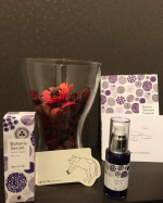 年齢を重ねるごとに、シミや毛穴、くすみ、たるちなどなど気になることが増えていく&hellip;敏感肌だからオーガニックにこだわっています！この美容液、ぶどうから抽出した栄養の宝庫、ビタミン、ミネラル、さらに&hellip;のInstagram画像