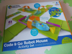 待ちに待った『ロボットマウス コーディングアクティビティセット』が届きました❤息子がまだお昼寝している時間に開封の儀を行い説明しながらプレートを広げ娘にも、ねずみさんをチー&hellip;のInstagram画像