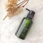 ♡ハーバルリーフ オーガニックシャンプー♡.敏感肌の人でも使える素肌にやさしいオーガニックシャンプー❤️.石油系洗浄剤、パラベン、合成香料一切不使用！アミノ酸系洗浄成分、天然由来成分、上質&hellip;のInstagram画像