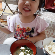 「長女」【こどもの笑顔あふれるおいしい食卓風景】写真コンテスト！「お祝いの春！祝いの食卓に子どもの笑顔を咲かせよう♪」の投稿画像