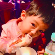 「顔出しＯＫです！」【こどもの笑顔あふれるおいしい食卓風景】写真コンテスト！「お祝いの春！祝いの食卓に子どもの笑顔を咲かせよう♪」の投稿画像