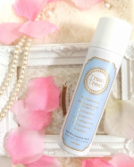 Treat Treatの美容液を使ってみました♪✨ こちらの製品の特徴は業界初、天然ヒト型フリーセラミドを合成界面活性剤を使用せずに配合した美容水にピクノジェノールまで配合しているそうです(*^^*)&hellip;のInstagram画像