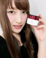 @glico_ggグリコから化粧品出ていたって知ってましたか？私はグリコと言えばおもちゃが付いているハート型のキャラメルのイメージがあります！！😊 子供の頃よく母に買ってもらっていたんです&hellip;のInstagram画像