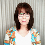 「よろしくお願いいたします」【美白スキンケア】化粧品の&Prime;顔出しモニターさん&rdquo;募集！の投稿画像