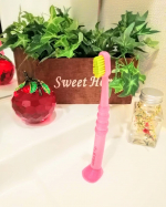 クラプロックス　子供用歯ブラシ(0才～6才) を使い始めました😊こちらは0歳～6歳のお子様用歯ブラシです！歯磨きが初めてでも持ちやすく歯肉を傷つけないやさしい歯ブラシとなっています★ *&hellip;のInstagram画像