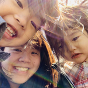 「公園のひととき」【ママとお子様のとのお写真♪】赤ちゃん・子供のためにママモデル東原亜希＆高橋ミカが開発の乳液☆の投稿画像