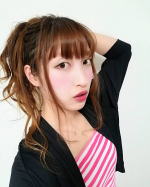 まつげケアやまつげメイクで重視しているところはなるべく睫毛に負担をかけずにおしゃれするところです！かなり抜けやすいので困ってます💦#バンビウィンク #まついく #まついくサプリ #moni&hellip;のInstagram画像