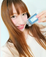 漆黒という洗顔石鹸使ってみました😊！ こちらの特徴は配合した竹炭の吸着力で、気になる毛穴の黒ずみや、毛穴の汚れ、しつこい日焼け止めも、スッキリ洗い流してワントーン明るい美白肌に導いてくれます✨*&hellip;のInstagram画像