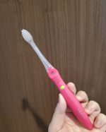 #アイオニック #歯ブラシ #マイナスイオン #イオン歯ブラシ #歯周病 #キスユー #monipla #ionic_fanスタイリッシュで小さくて細かい場所もきれいに磨ける❤️❤️❤️のInstagram画像