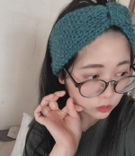 いつもみたいなハデハデメイクやヘアアレンジも楽しいけどいまは#おうち時間 楽しむためにほぼ#すっぴん ですごしてる笑今日もHuluかNetflixみよ😂#ハクアージュ #おこもり美容 #ハ&hellip;のInstagram画像