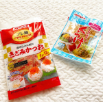 🍙 ..マルトモ様よりきざみかつおとマルトモのくらげをいただきました♡混ぜ込みに便利なきざみかつおはご飯にふりかけやすくだまになりにくくて便利✨くらげは塩抜きしてきゅう&hellip;のInstagram画像