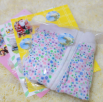 頂いたみんなのシール✨アプリで本当簡単に出来て便利でした✨✨✨今回は、お下がりもらってくれるお友達へ、シールペタリ🎵🎵🎵 色々使えて便利です✨三枚目はフレームの1例今度は顔&hellip;のInstagram画像