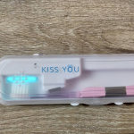 ただいま除菌中😆 ✨KISS YOU✨続けてます😍ツルツルで気持ちいい✨イオンの力で歯垢を浮かせて剥がれやすくする画期的な歯ブラシ❗柄の銀の部分を押さえて持つだけで、内蔵電池に&hellip;のInstagram画像