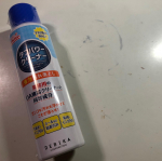 #株式会社イチネンケミカルズ さまの、 #タフパワークリーナー をお試ししました♪インク汚れはもちろんのこと、長年放置して固着してしまったテープ跡や、煙草のヤニ汚れ、壁紙などの手アカ汚れを驚く&hellip;のInstagram画像