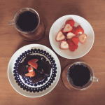 朝のコーヒータイム.お気に入りのコーヒー屋さんで挽いてもらった豆がなくなったので買いに行かねば....#おうち時間 #おやつ #おやつの時間 #おやつタイム&hellip;のInstagram画像