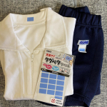 #タグペタラベル をお試しさせていただきました😊今回は新1年生の息子の体操服にペタッ❤うちの学校はゼッケンもないからわかりづらく年子のお姉ちゃんの体操服とサイズも変わらないし何か目印が&hellip;のInstagram画像