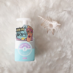 ♡足裏つるつる薬用泡シャンプー ♡.足のニオイの原因菌を殺菌！ニオイのもと からケアできる薬用泡シャンプー❤️.◎殺菌・消毒気になる指の隙間まで「泡」で包み込みしっかりと洗える&hellip;のInstagram画像