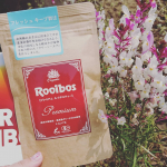 株式会社 TIGERさんの オーガニック・プレミアム・ルイボスティー飲んでみました。プレミアム・ルイボスティーは、南アフリカの強力な太陽光を活用して天日干し発酵で作られているので、ルイボスティ&hellip;のInstagram画像