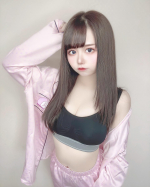 @viage_hrc さんの﻿#ナイトブラ から2種類﻿#新色カラー が出たよ~😌💕💭﻿﻿﻿りなが着用してるのは﻿ブラック&times;グレー🦄🌙💜﻿﻿﻿田中みなみ様もナイトブ&hellip;のInstagram画像