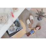 ネットでポチった子たちが続々と届き始めたよ★.ウッディは、娘ちゃんが「これも写したらかわいいよ😍」って持ってきてくれた❤︎.新しく仲間入りした体幹を整えるスリッパ Slie&hellip;のInstagram画像