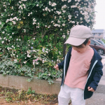 .ニッセン様(@nissen_kids_official )より、UVカットのパーカーをお試しさせていただきました🙋&zwj;♀️.このくらいの時期って昼間は暑くて紫外線ジリジリ&hellip;でもつい日焼&hellip;のInstagram画像