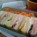 #サンドイッチ #お弁当 #簡単ごはん #ランチタイム #たまご #ハム #にんじん #パン #食パン #ドーム型弁当箱 #ピクニック #ランチボックス #高校生 #中学生 #小盛さん #中盛さん #&hellip;のInstagram画像