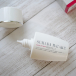 毎日紫外線キツいー(◞‸◟ㆀ)･通勤で自転車にめっちゃ乗るので毎日のUVケアは欠かせない。日焼け止め塗り忘れ防ぐために、化粧下地兼用の乳液を使ってるよー素肌畑のモイストUVベース･&hellip;のInstagram画像