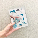 おすすめの韓国パック🇰🇷﻿先月発売されたばかりのROVECTIN (@rovectin_japan)のうるおい瞬間密着シートマスク💙﻿人気のエッセンシャルトリートメントローションをまるっと入っ&hellip;のInstagram画像