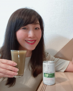 ☆おうち時間☆おはようございます🌞私の朝のスタートは、サンスターの「緑でサラナ」 ・愛犬ココア君と飲みたいーと☺️☺️・コレステロールを下げる野菜の力(SMCS)を含んだ日&hellip;のInstagram画像