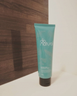 お届け物🎁*do naturalの洗顔フォーム👩* 泡立てネットを使うと、少量でもキメの細かい柔らかい泡になり、洗顔後のツッパリもなく、ハーブの香りで癒やされる♡ * * コスパも&hellip;のInstagram画像