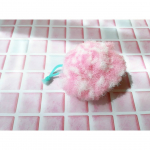 アストさんのくるりんクリーン💖もふもふちんまりとした可愛いビジュアルながら、実はお掃除道具！水だけで、水回りのカビ・ぬめり・水垢、その他もろもろ綺麗にお掃除できるんです😳✨ 洗剤をいちいち取り&hellip;のInstagram画像