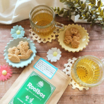 おやつ・・・前に@suitachan で買ったクッキーとルイボスティー🎵気になってた【みりん粕】とメ―プルのクッキーを発見したので即買い❣️まさかこんな形で出会えるとは😚&hellip;のInstagram画像