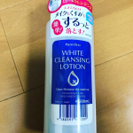 モニプラファンブログ様経由でピュアヴィヴィ様より白の水クレンジングローションを頂きました😊💕コットンにプッシュして、メイクを落としたい場所を拭き取るとごっそりメイクが取れます🥰写真のリキッドフ&hellip;のInstagram画像