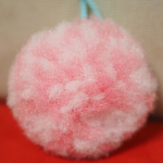 ひさびさ！モニター商品♪アスト株式会社さんより、お手軽おそうじ「くるりんクリーン」のご紹介です。・水まわりのお掃除が手軽に出来る、手のひらサイズの可愛いお掃除アイテムて&hellip;のInstagram画像