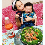 Today's dinner, stir-fried beef oyster sauce🍲Plenty of vegetables with miracle carrot juice🥕Ever&hellip;のInstagram画像