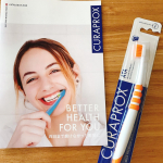 クラプロックスATA子供用歯ブラシを使ってみました。1972年にスイスで生まれた世界75ヵ国で愛されている人気オーラルケアブランド。 歯ブラシのブラシ部分を触ると柔らかくてとてもふわふわ。デザインもシ&hellip;のInstagram画像