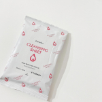 ..ピュアヴィヴィ　クレンジングシートなじませた後にやさしく拭き取るだけでファンデーションはもちろんポイントメイクもするっと落としてくれます😊Ｗ洗顔不要&hellip;のInstagram画像