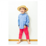 ..�どこかの音楽隊にいそうなたっくん👦🏻✨��決め決めファッションでも�やっぱりエスコートできるように�動きやすさも大事😂���たっくんが履いてるのは�アクティブキッ&hellip;のInstagram画像