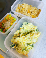 #常備菜 #ギルドフリー　#snapdish .大好きなメニュー。-切り干し大根-にんじんのしりしり-ひじきの佃煮-ポテトサラダ.-りんご🍎！..子どもの頃から&hellip;のInstagram画像