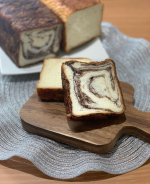 ＊八天堂様より、とろける食パンをお試しさせていただきました😍・こちらは、生地にマーガリンや発酵バターを幾重にも折り込んで作られた贅沢な食パンなんです。。🤤💕 ・・プ&hellip;のInstagram画像
