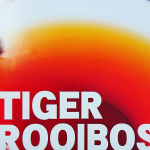 株式会社TIGERさまより、『オーガニック生葉(ナマハ)ルイボスティー』500mlペットボトル用ティーバッグをいただきました☺️細長いティーバッグのこちら、寝る前にミネラルウォーターのペットボトル&hellip;のInstagram画像